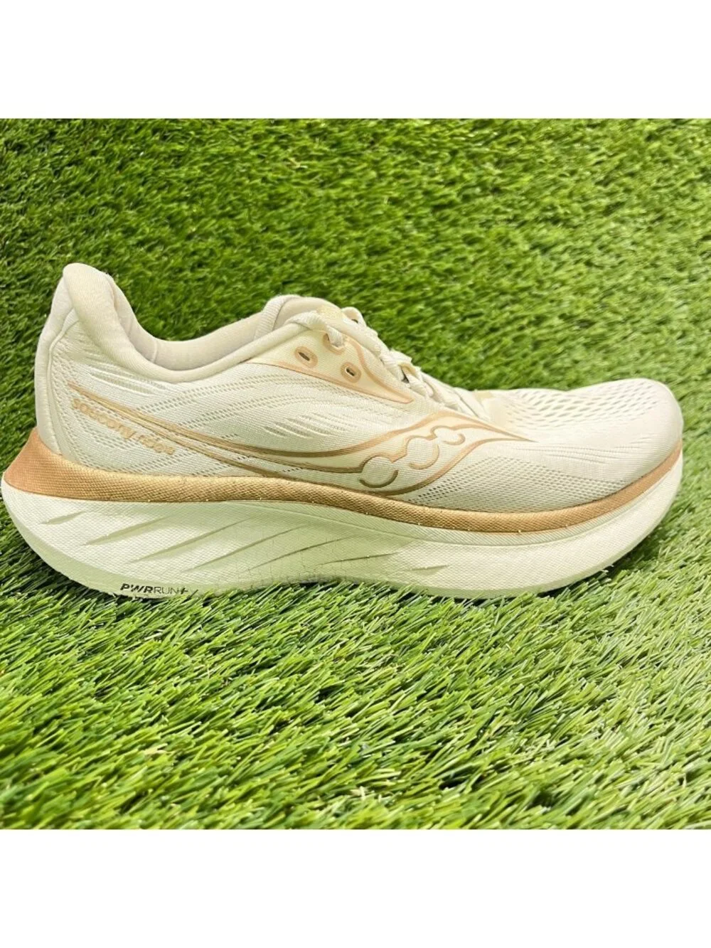 Saucony Ride 18 Womens Size 8.5 Ivory Athletic Running Walking Shoes Sneakers